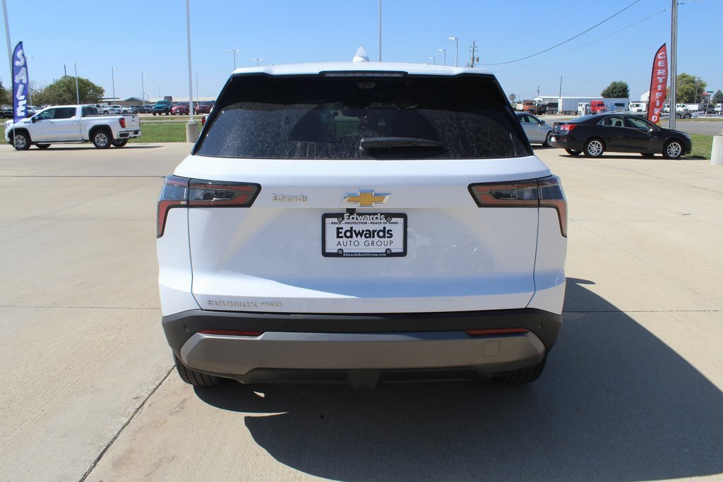 2026 Chevrolet Equinox LT photo 4