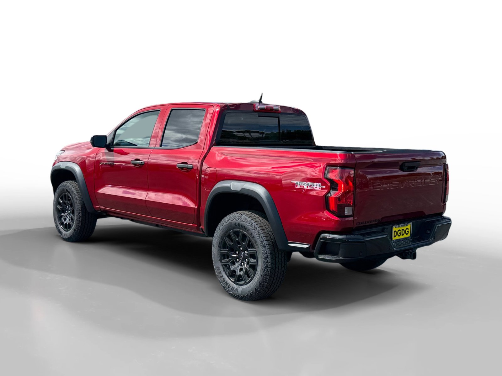 2026 Chevrolet Colorado Trail Boss photo 2