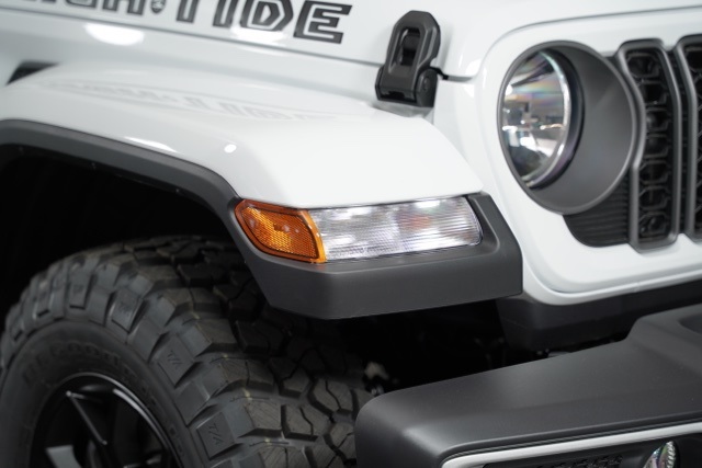 2025 Jeep Gladiator Sport photo 41