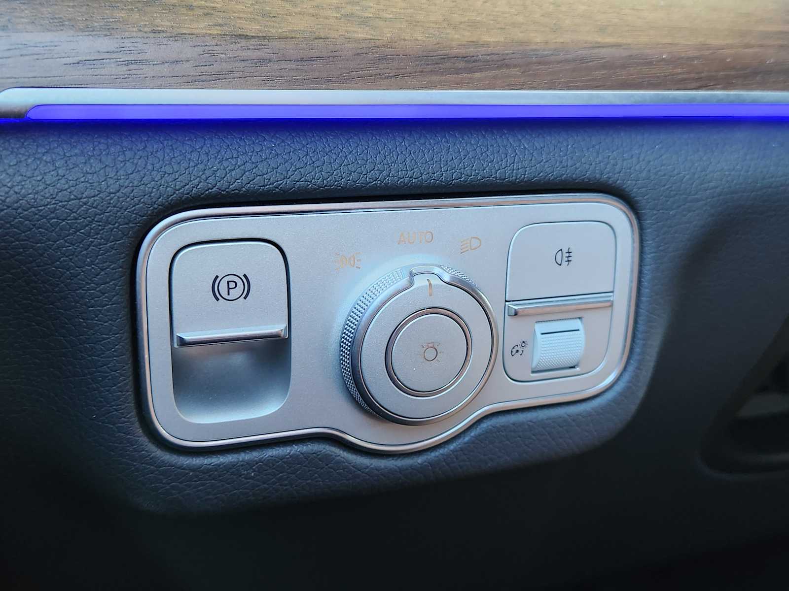 2025 Mercedes Benz GLS 450 4MATIC photo 12