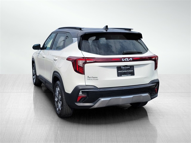 2024 Kia Seltos S photo 4