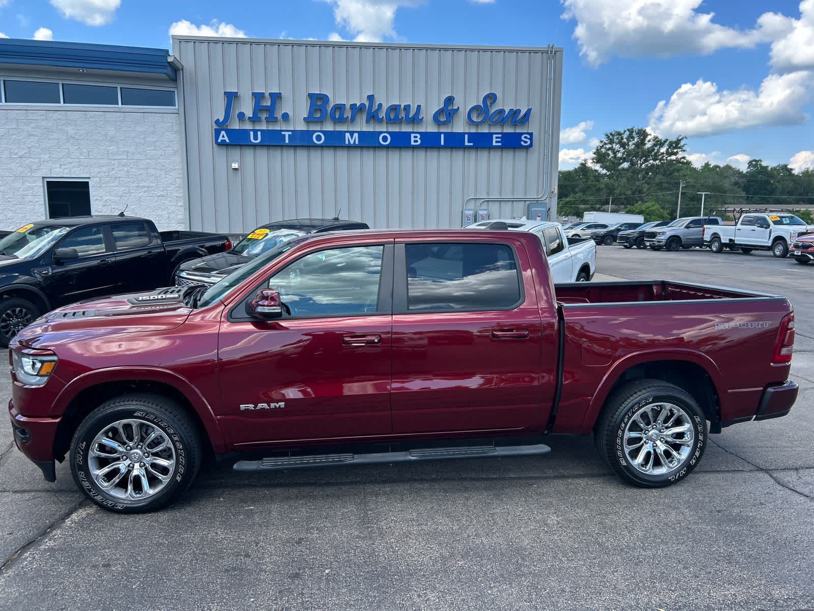 2022 Ram 1500 Laramie photo 6