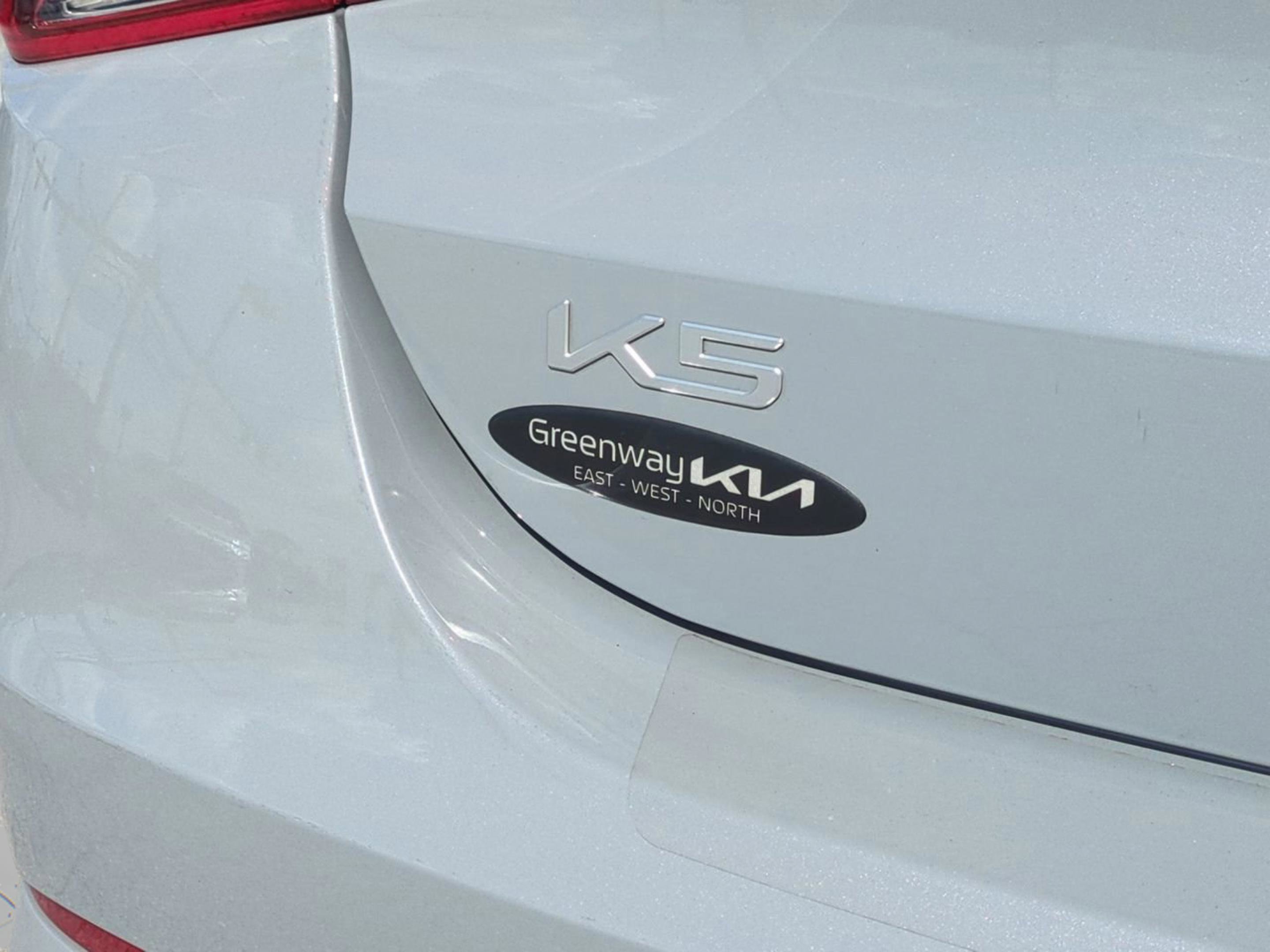 2024 Kia K5 GT-Line photo 12