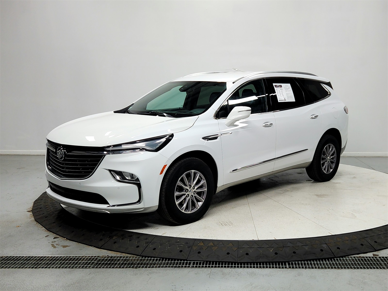 2024 Buick Enclave Premium photo 3
