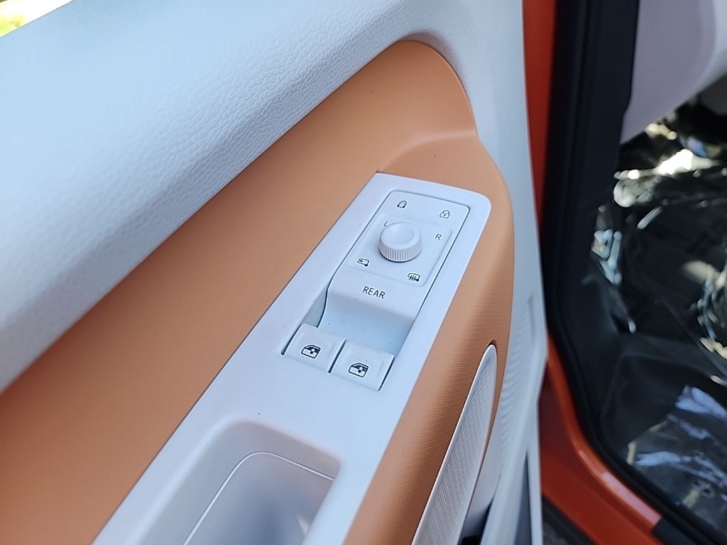 2025 Volkswagen ID. Buzz photo 10