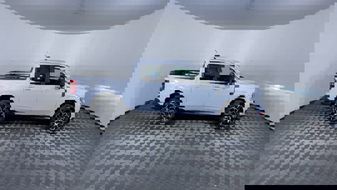 2025 Ford Maverick Lariat photo 9