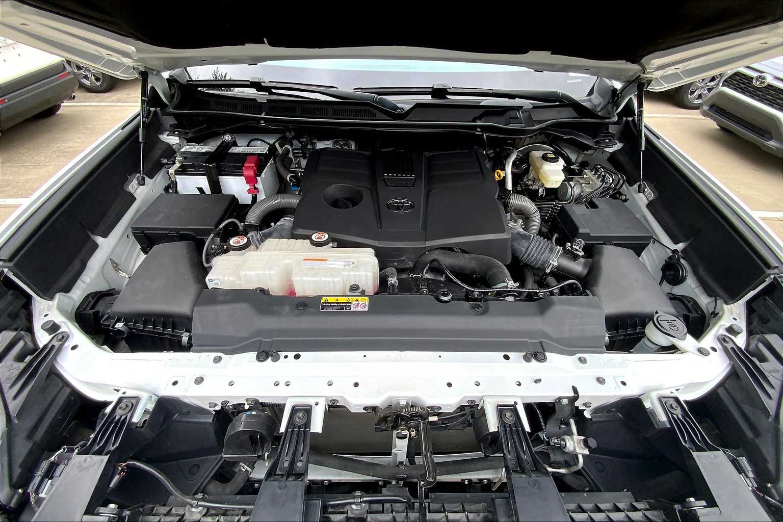 2022 Toyota Tundra SR5 CrewMax photo 26