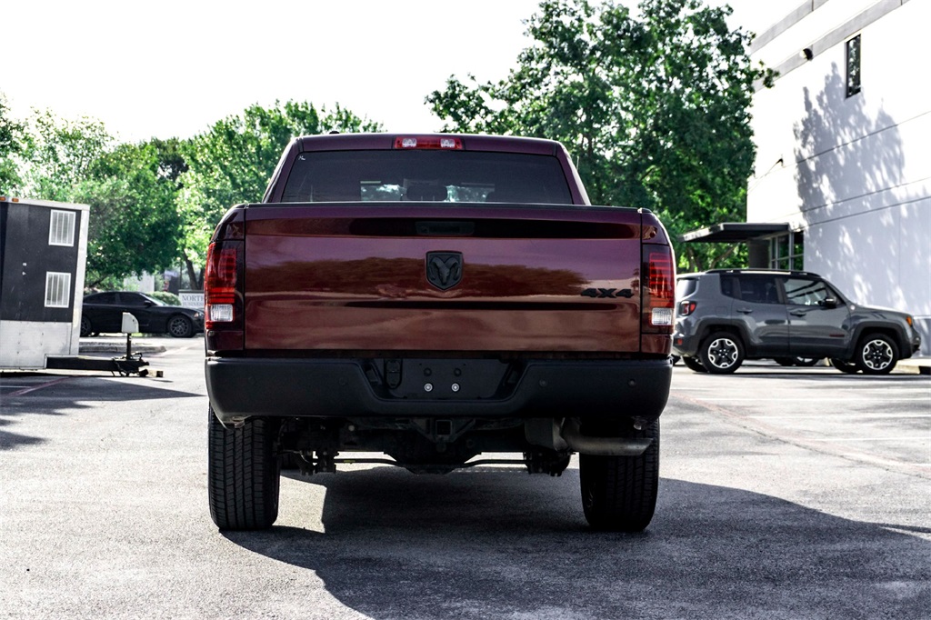 2022 Ram 1500 Classic Warlock photo 6