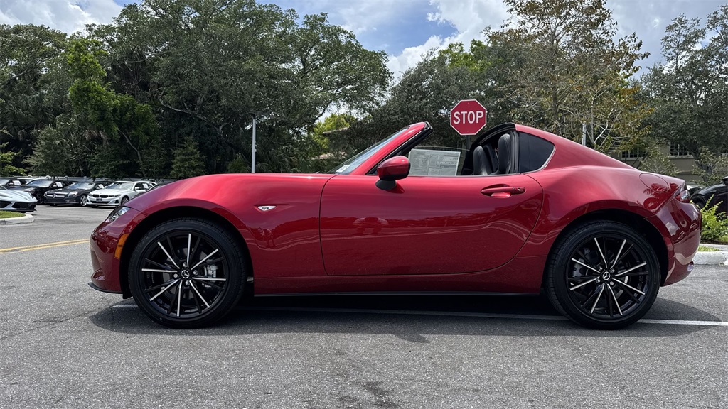 2025 Mazda MX-5 Miata Miata RF Grand Touring photo 27