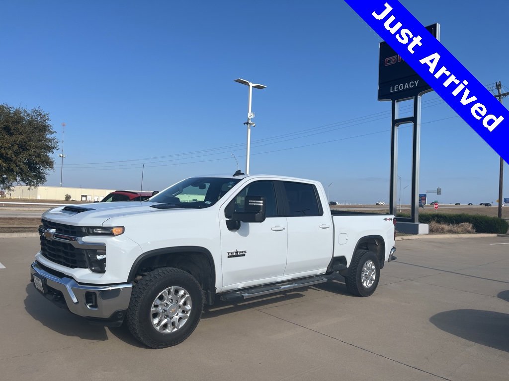 2024 Chevrolet Silverado 2500HD LT's photo
