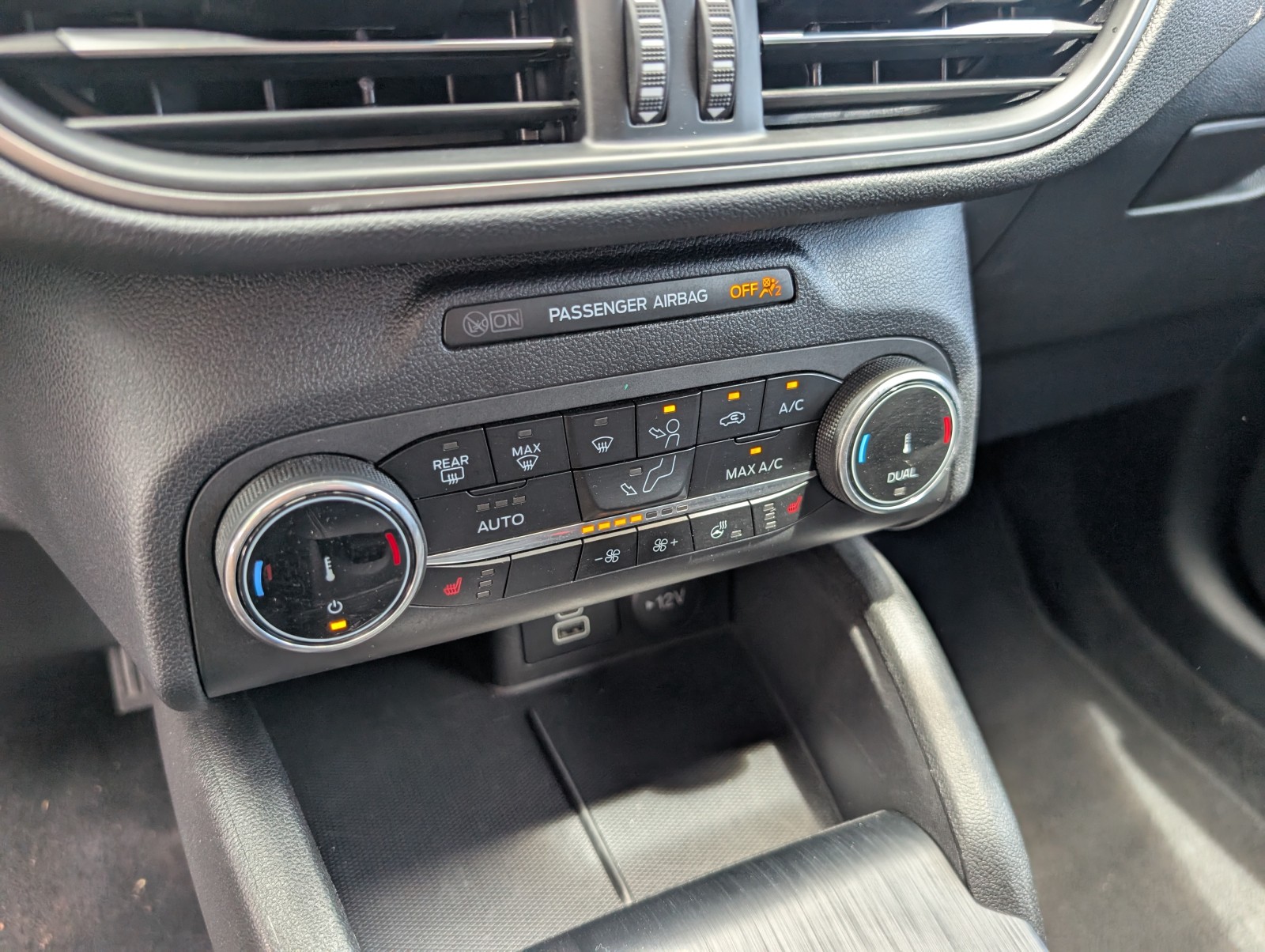 Used 2024 BLACK Ford Active image 13