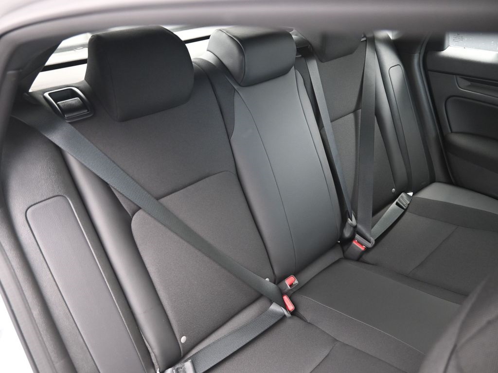 2025 Honda Civic Hatchback Sport photo 29