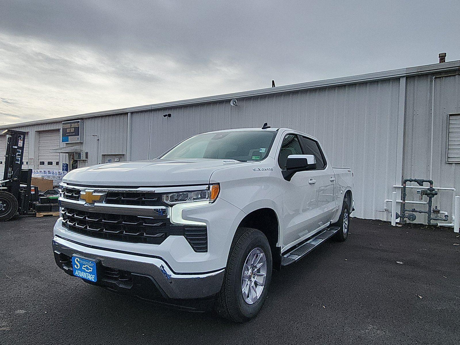 2026 Chevrolet Silverado LT's photo