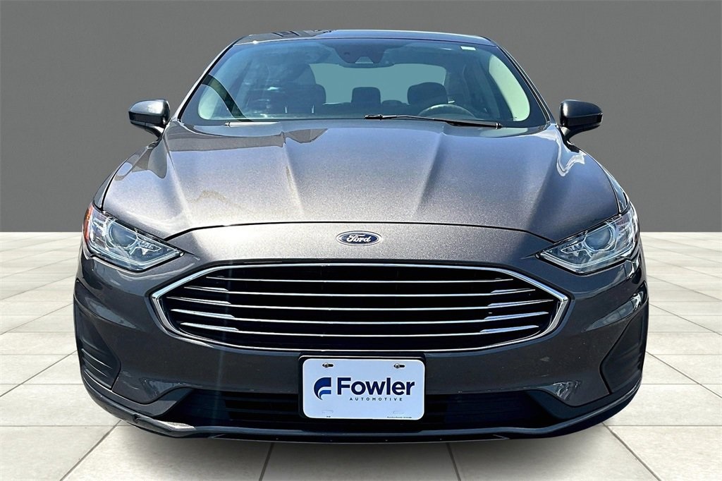 2020 Ford Fusion Hybrid SE photo 3