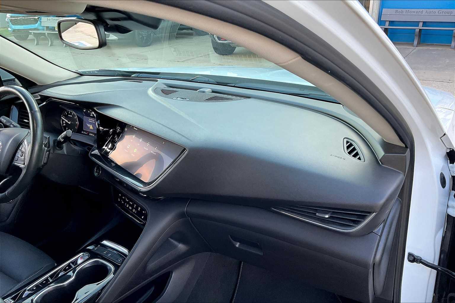 2023 Buick Envision Essence photo 15