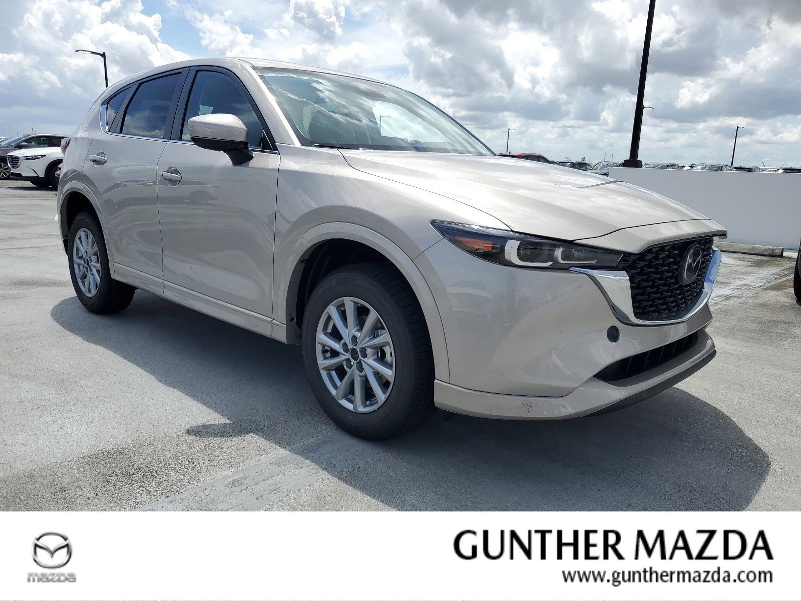 2025 Mazda CX-5 S Select Package's photo