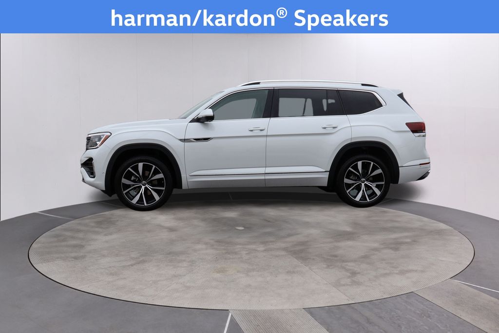 2026 Volkswagen Atlas SEL Premium R-Line photo 4