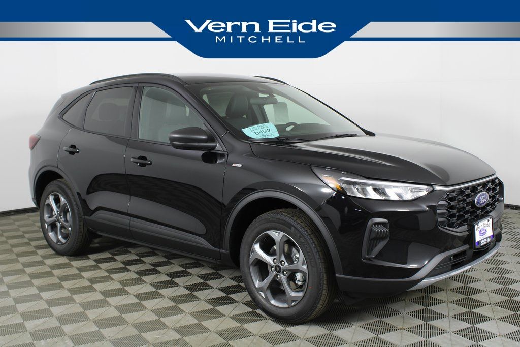 2026 Ford Escape ST-Line's photo