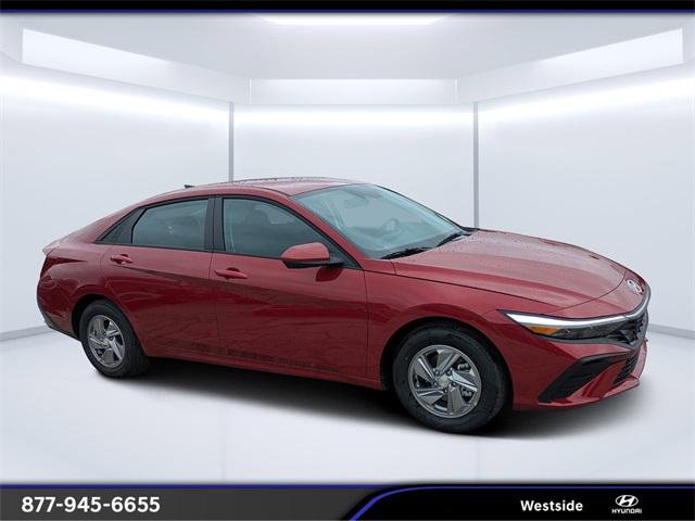 2026 Hyundai Elantra SE's photo