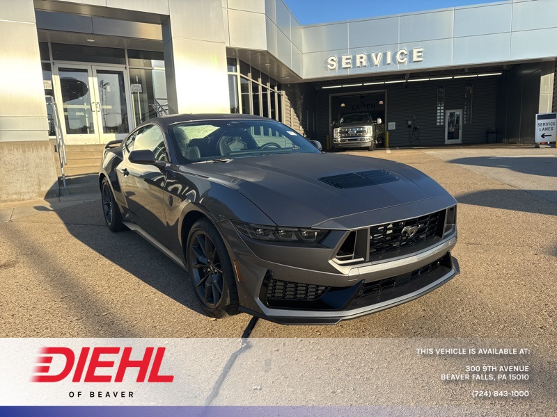 2025 Ford Mustang Dark Horse's photo