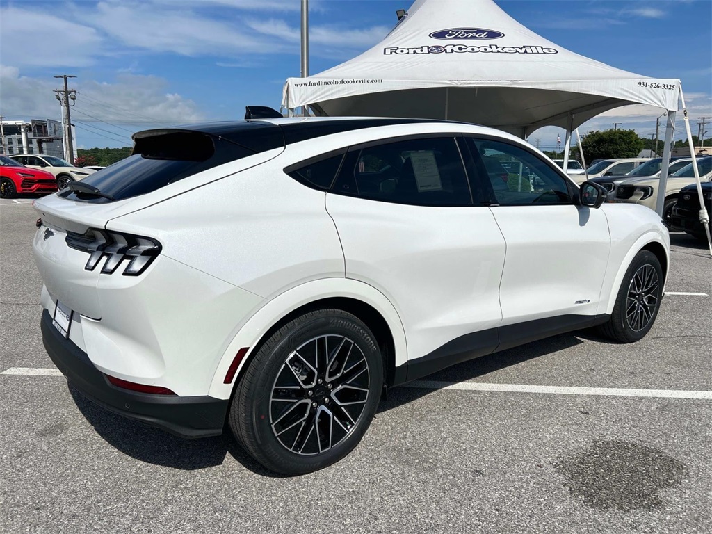 2025 Ford Mustang Mach-E Premium photo 3