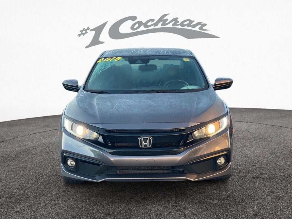 2019 Honda Civic Sport photo 2