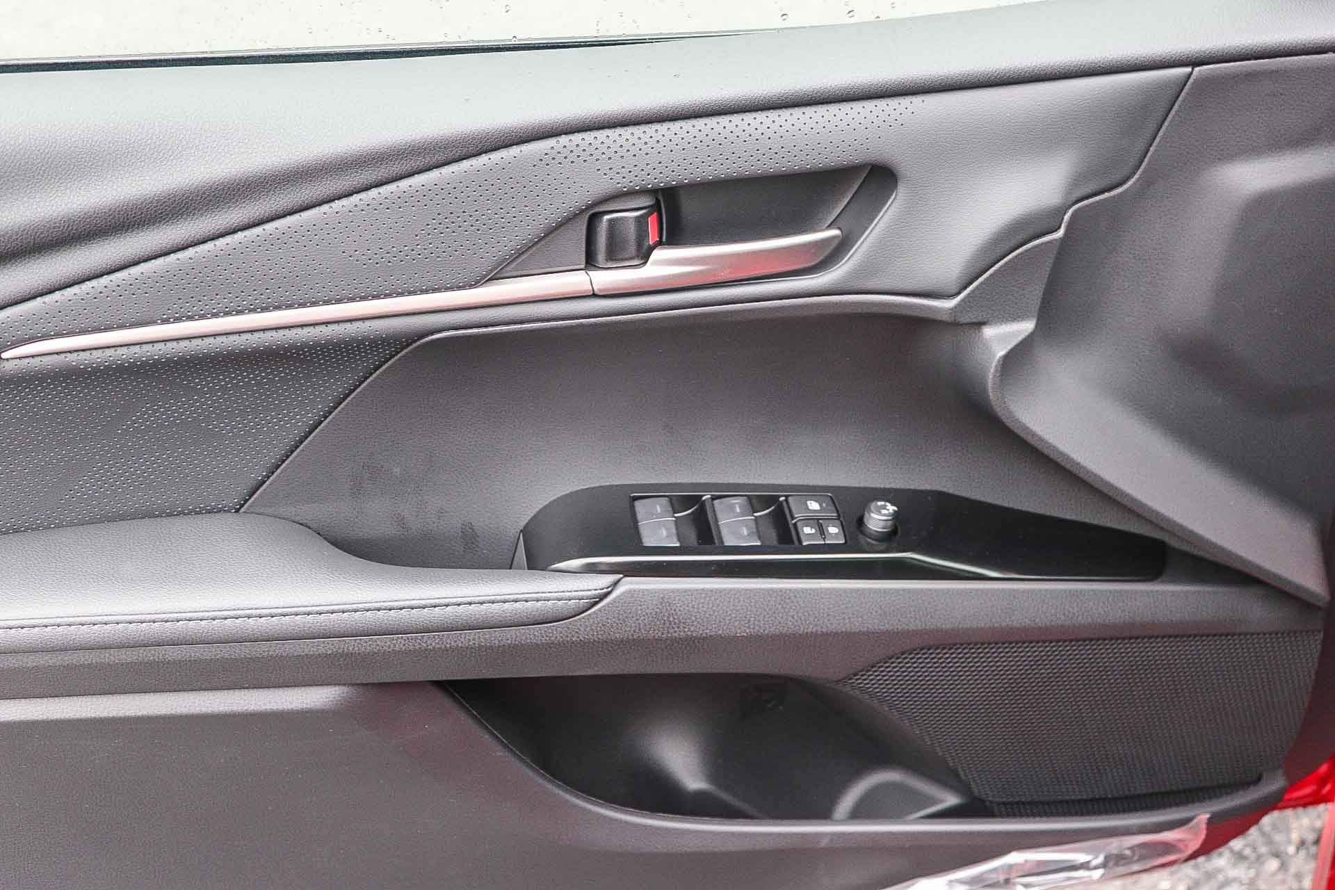 2025 Toyota Camry XSE photo 21