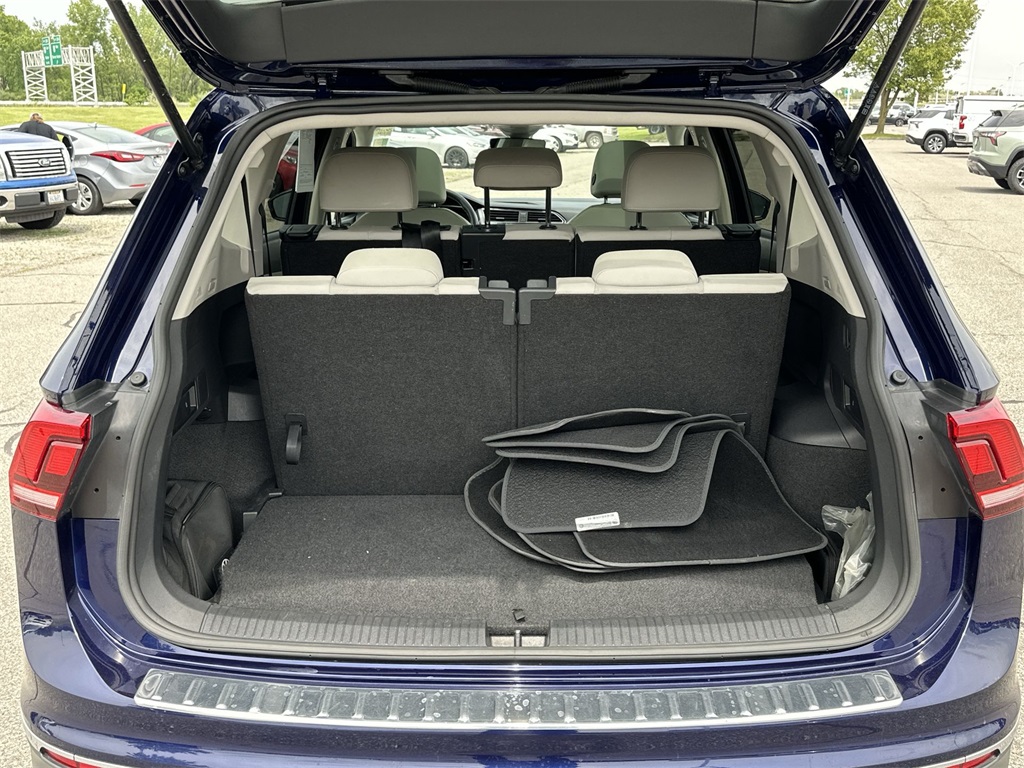 2023 Volkswagen Tiguan SE photo 5