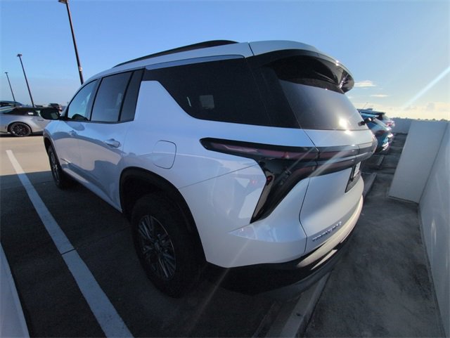 2026 Chevrolet Traverse photo 10