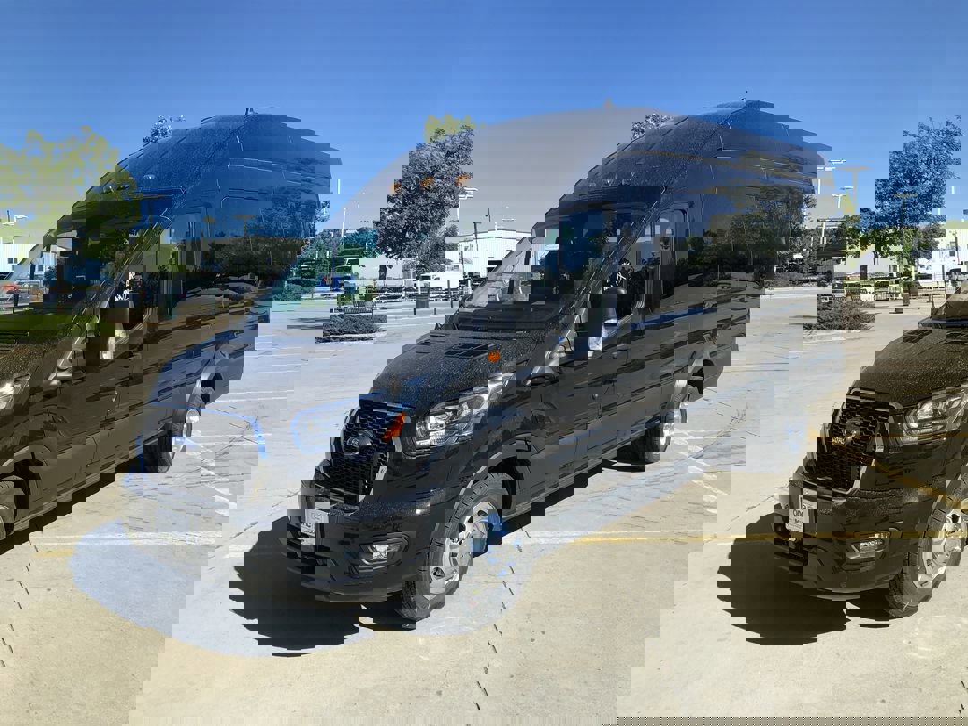 2025 Ford Transit photo 4