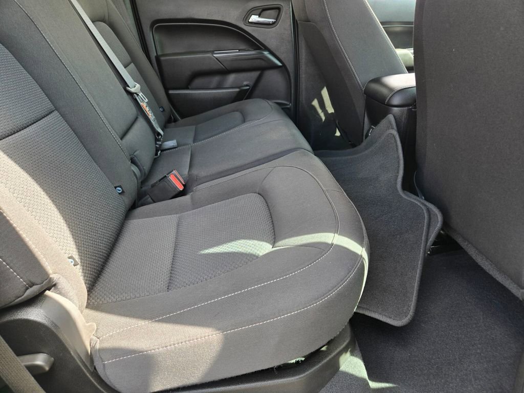 2022 Chevrolet Colorado LT photo 14