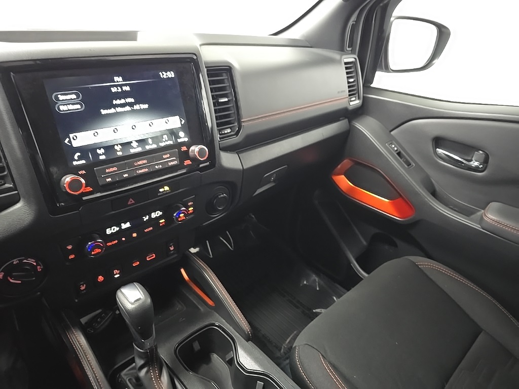 2022 Nissan Frontier PRO-4X photo 23