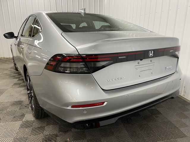 2023 Honda Accord Hybrid Touring photo 5