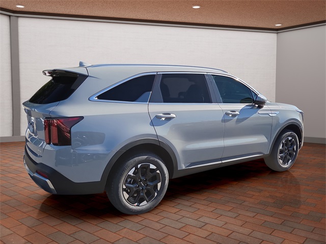 2026 Kia Sorento S photo 3