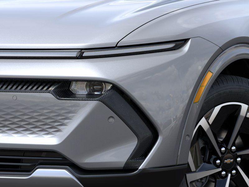 2025 Chevrolet Equinox EV 1LT photo 6