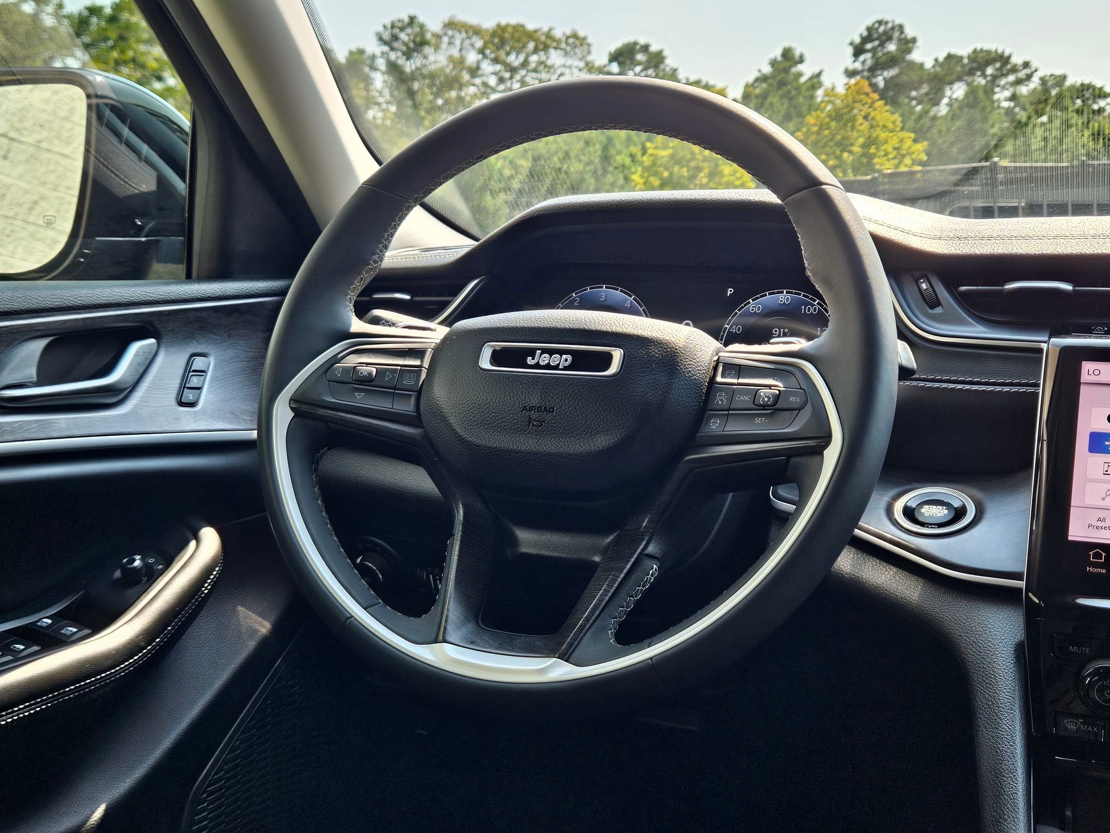 2023 Jeep Grand Cherokee Limited photo 8