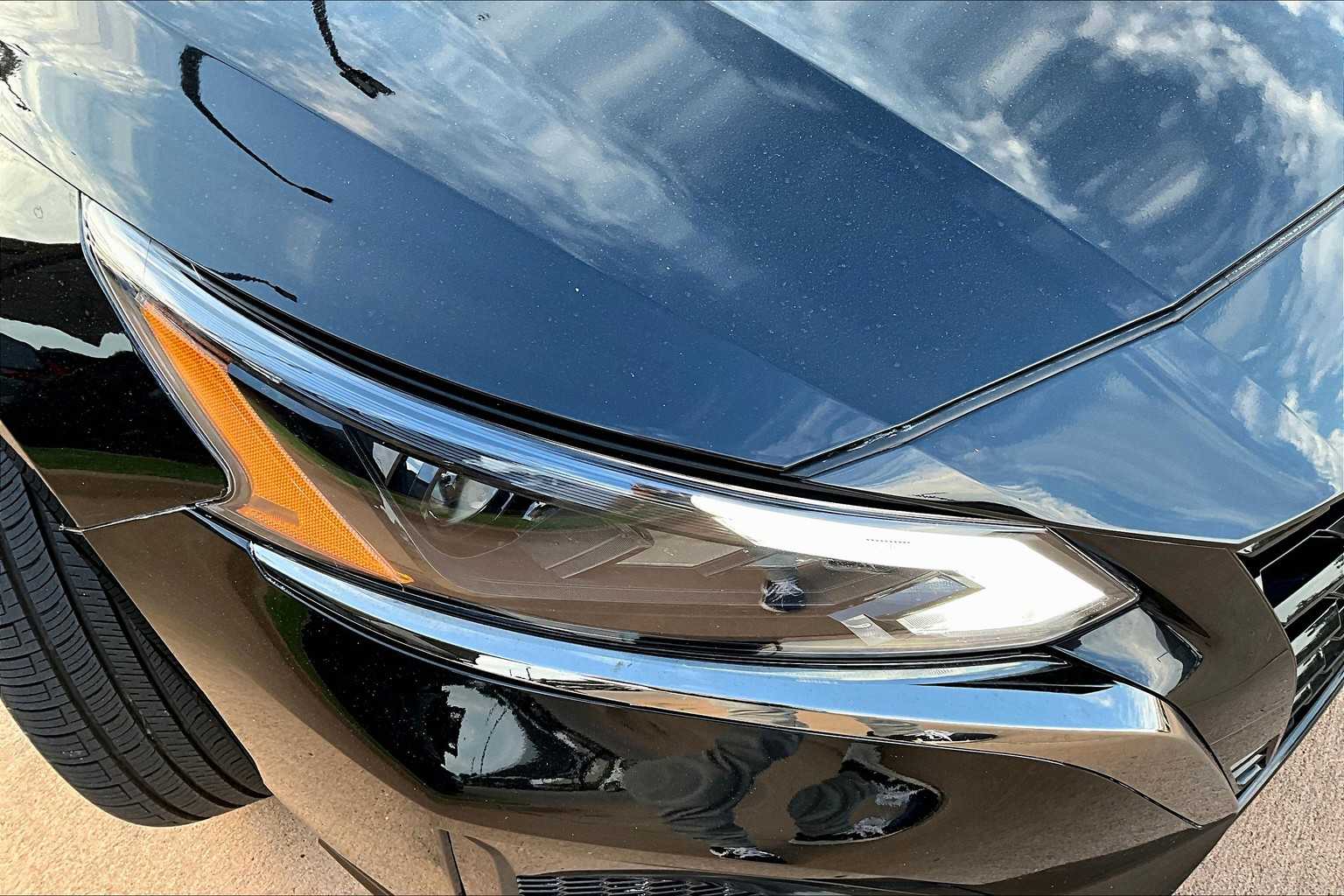 2024 Nissan Altima 2.5 SR photo 25