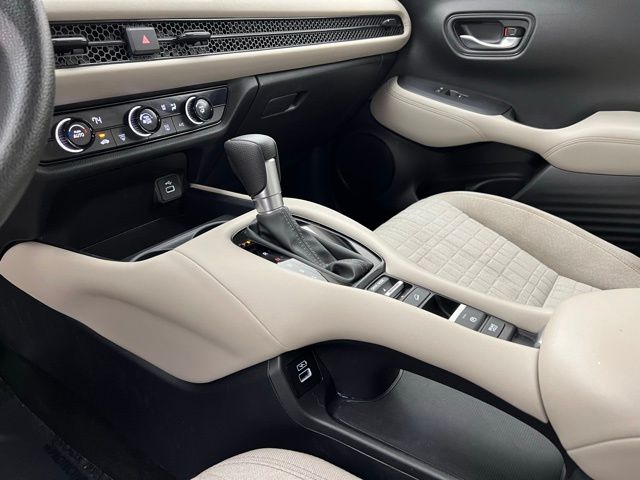 2023 Honda HR-V LX photo 14