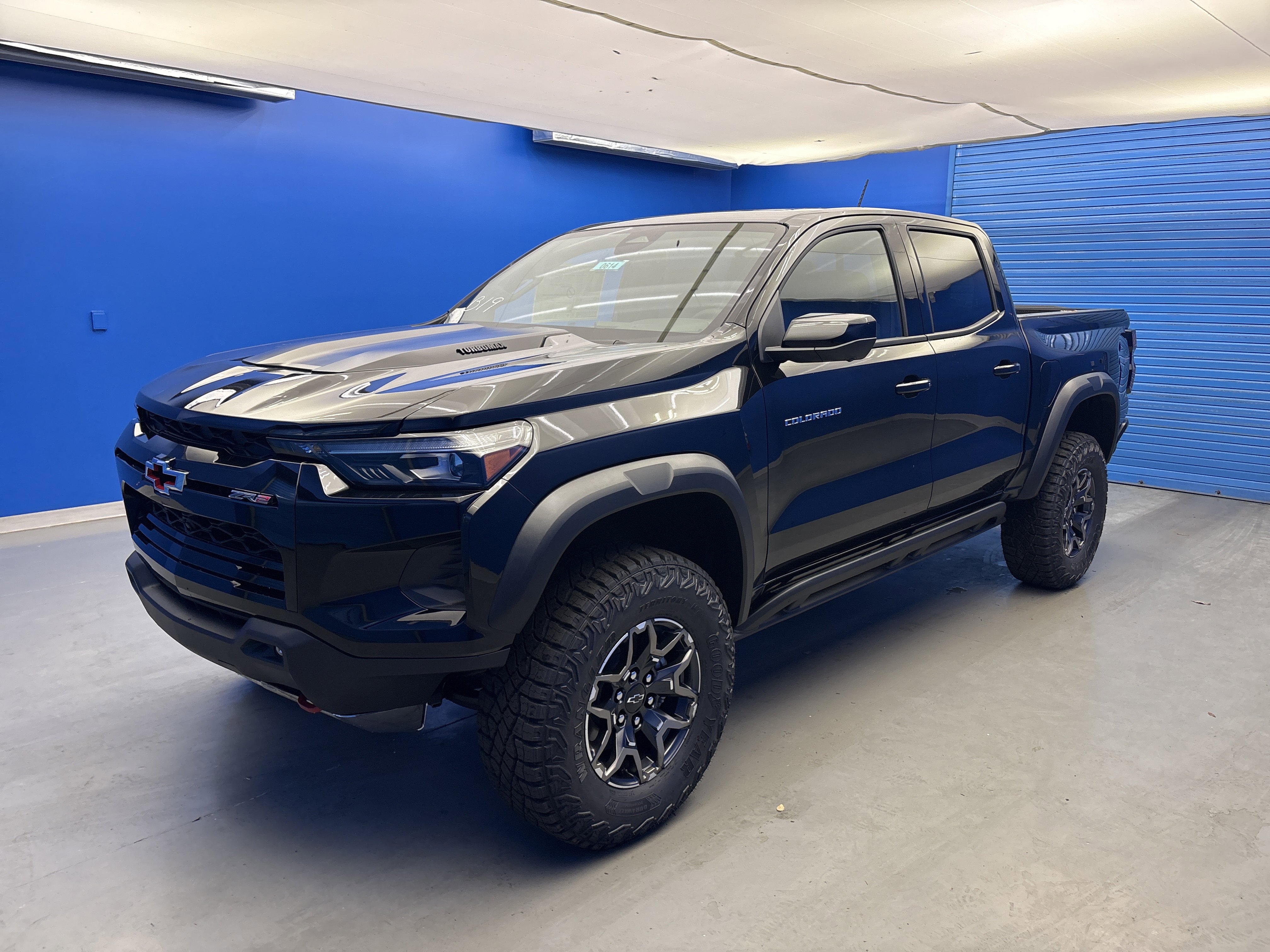 2026 Chevrolet Colorado ZR2 photo 2