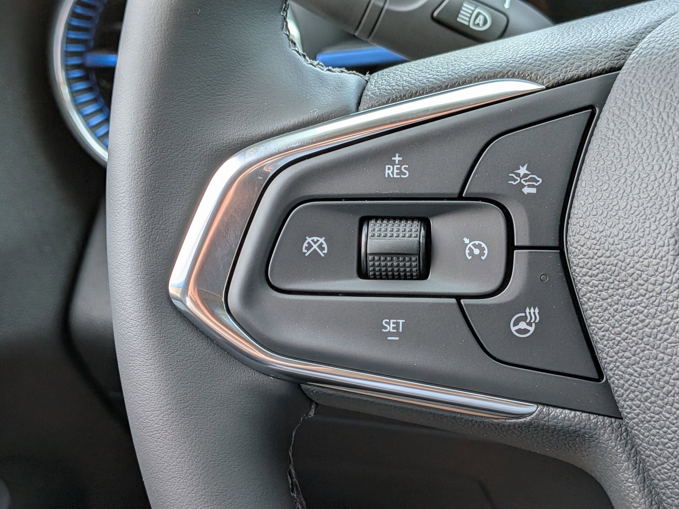 2026 Chevrolet Trax LT photo 16