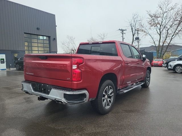 2024 Chevrolet Silverado 1500 LT photo 3