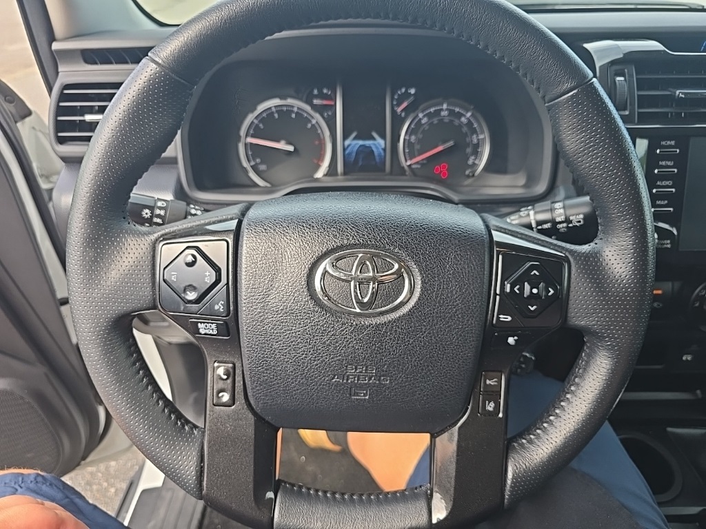 2024 Toyota 4Runner TRD Off-Road photo 7