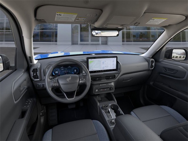 2025 Ford Bronco Outer Banks photo 4