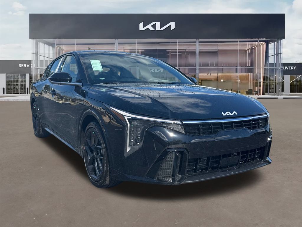 2025 Kia K4 GT-Line Turbo's photo