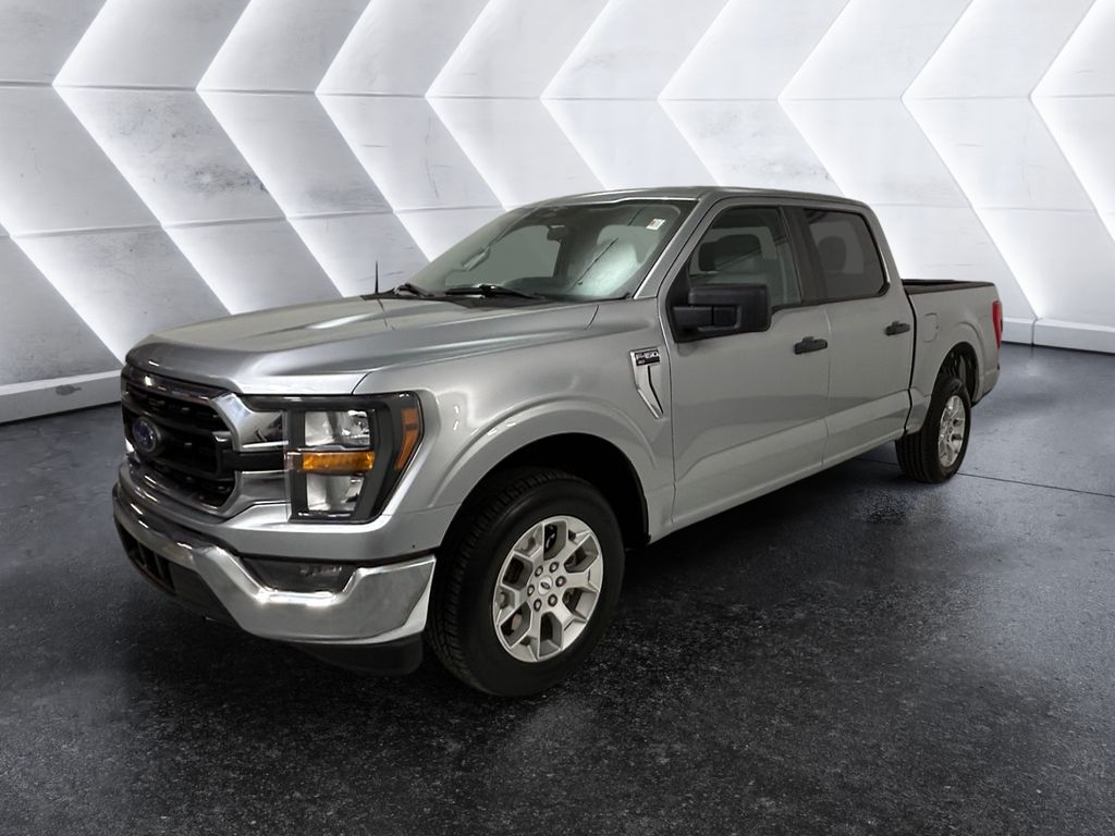 2023 Ford F-150 XLT photo 3