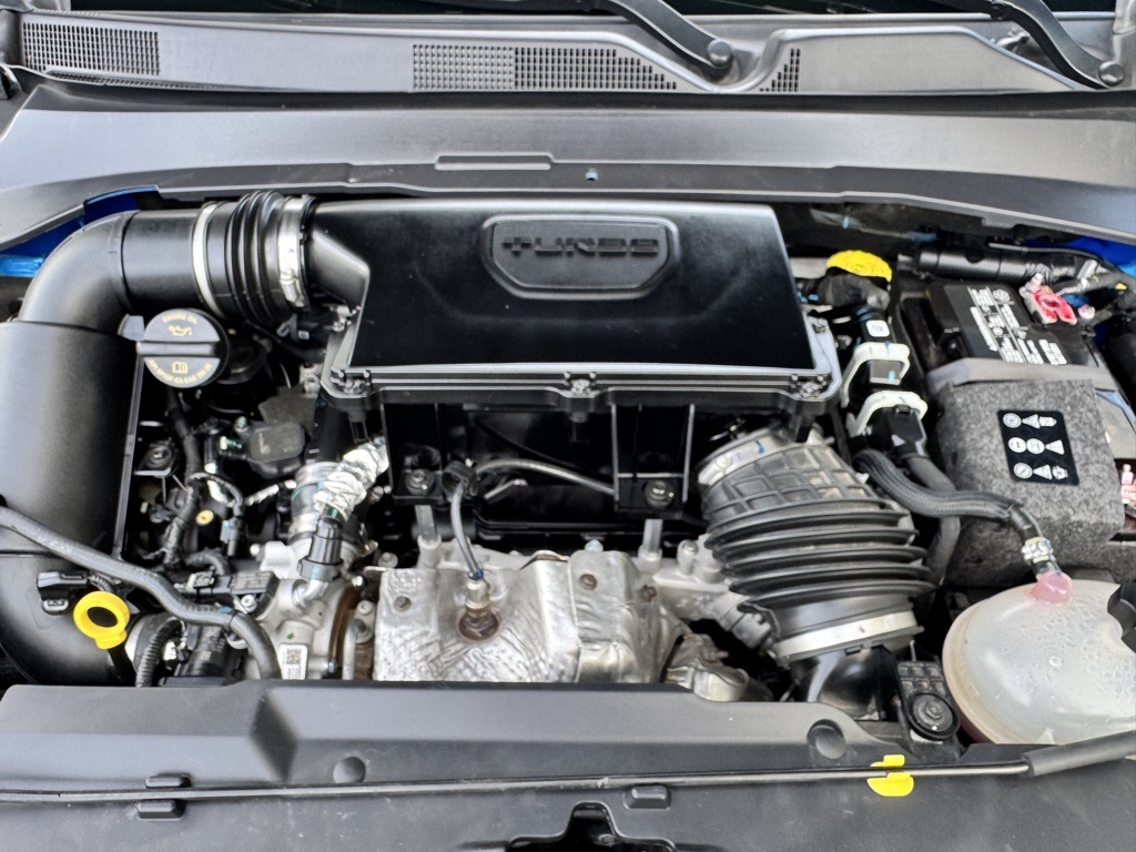 2024 Jeep Compass Latitude photo 28