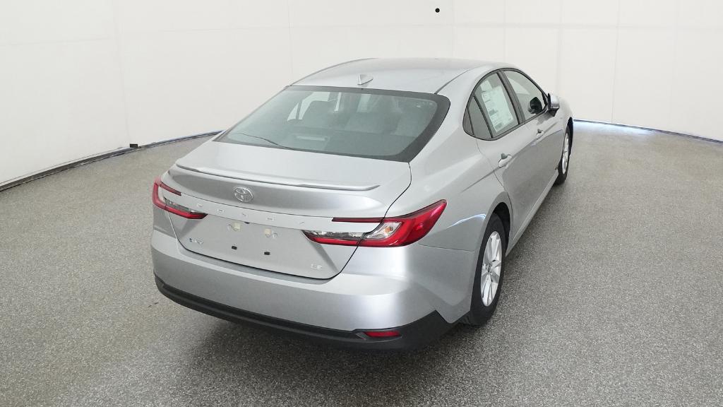 2025 Toyota Camry LE photo 17