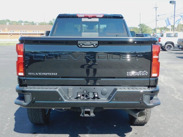2025 Chevrolet Silverado 2500HD High Country photo 7