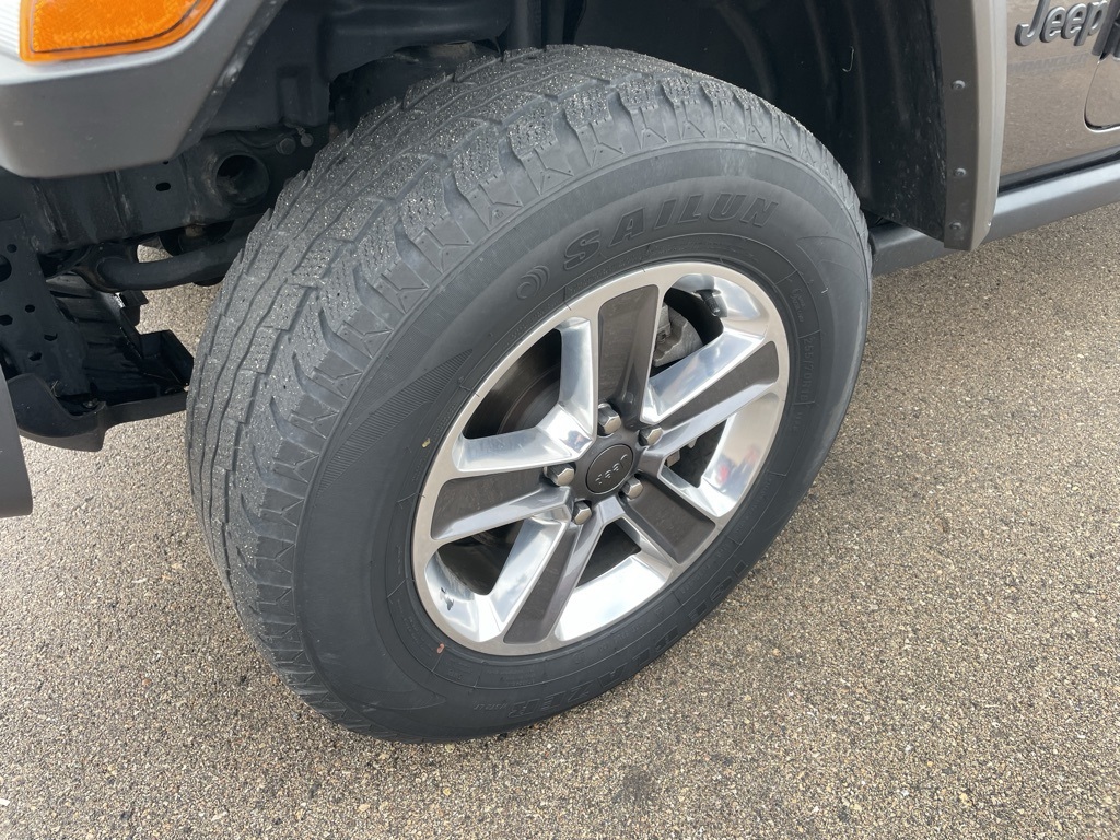 2021 Jeep Wrangler Unlimited Willys photo 3