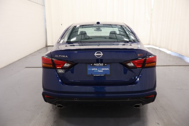 2024 Nissan Altima 2.5 SR photo 7